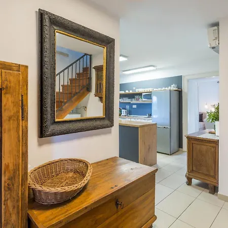 Lovely In With Kitchen