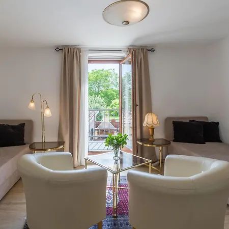 Lovely In With Kitchen *