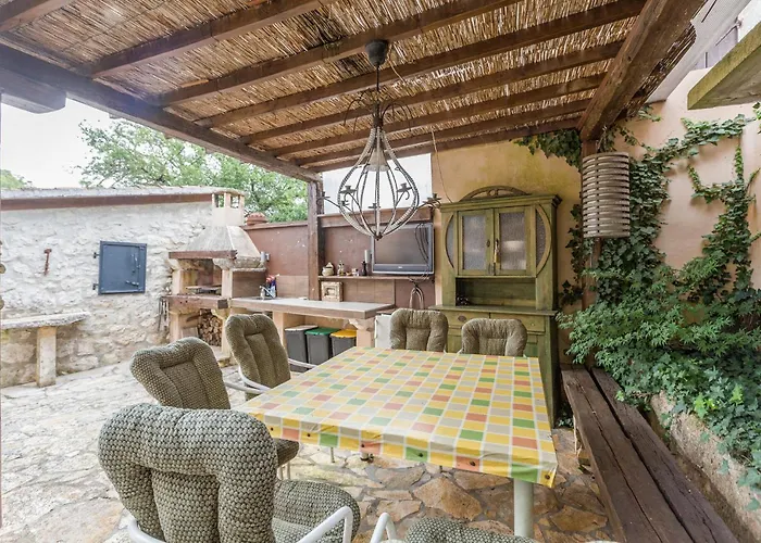 Apartment Lovely In Porec With Kitchen
