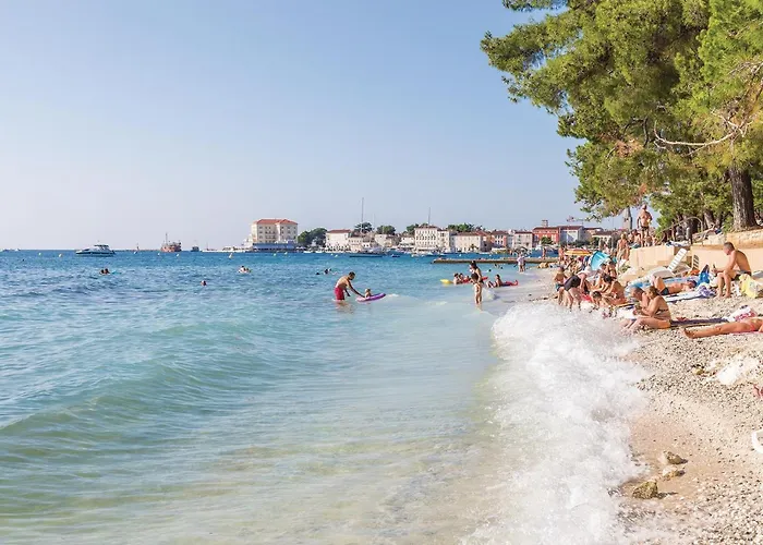 Lovely In Porec With Kitchen * Ladrovici