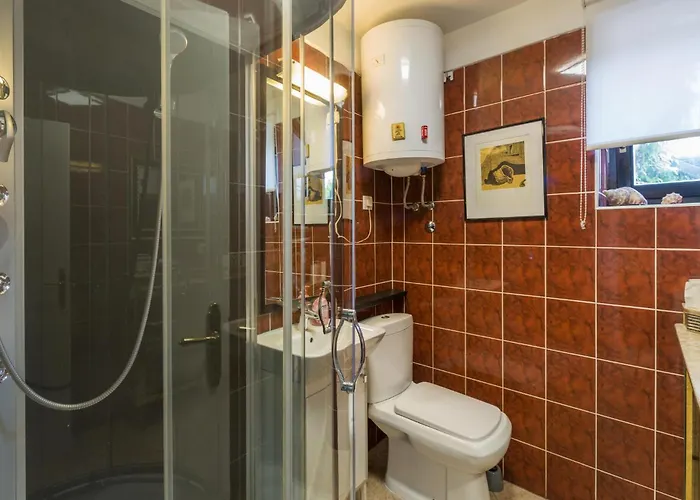 Lovely In Porec With Kitchen * Ladrovići