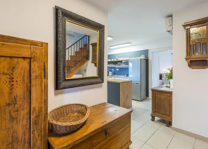 Lovely In Porec With Kitchen